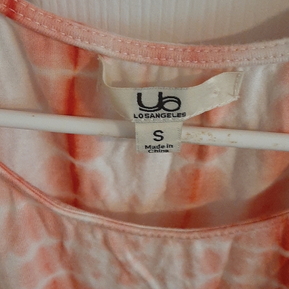 Top - Picture 2 of 3